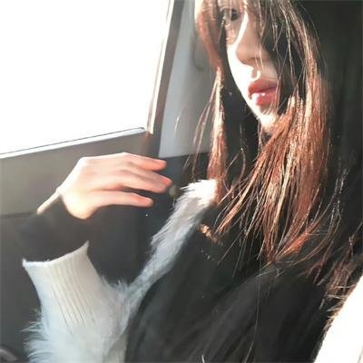 多多握握她的手